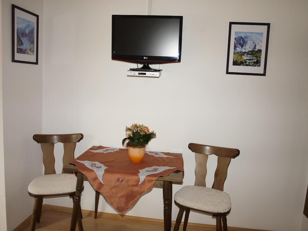 Urblhof Apartamento Leutasch Quarto foto